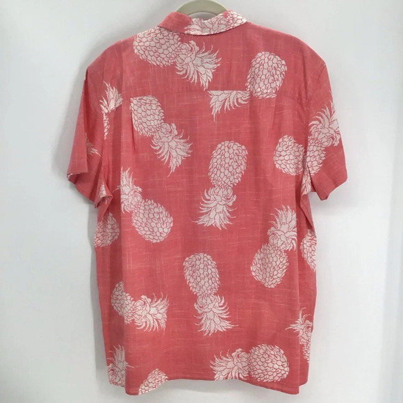 American Eagle Men’s Hawaiian Pineapple Coral Short Sleeve Shirt NWT Size XL - Picture 3 of 7